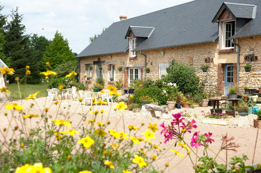 Chambres D'Hotes Les Chatelains Ennordres ภายนอก รูปภาพ
